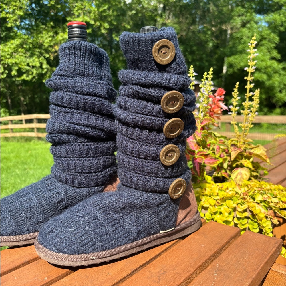 Muk Luks Blue and Brown Winter Boots with Knit Texture